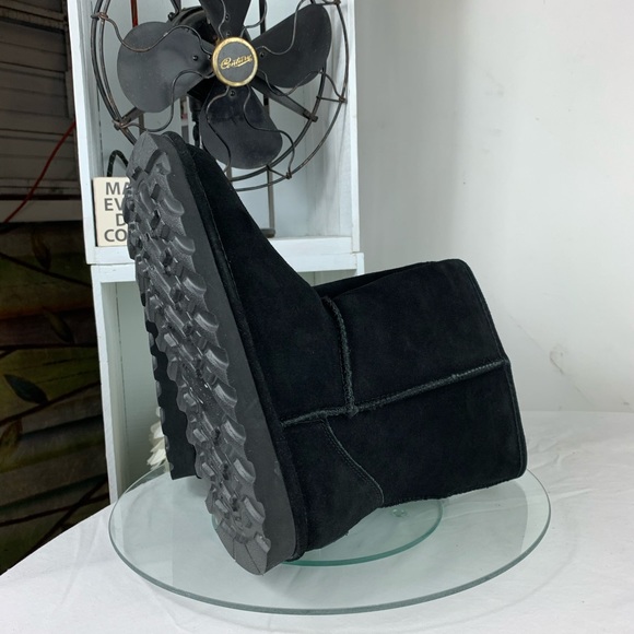 BearPaw Elle Short Wide Womens Boot. - Picture 6 of 7